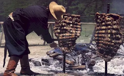 Plano Parrilla a la Estaca, formato asador.