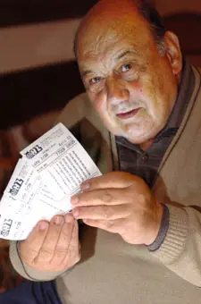 El hombre más desafortunado del mundo...