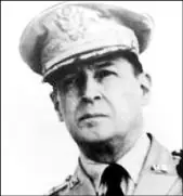 Un poco de historia -Douglas MacArthur