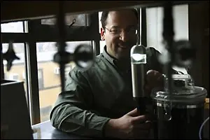 Crean Generador Eléctrico Microbiano