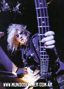Feliz cumple Duff Mckagan!!