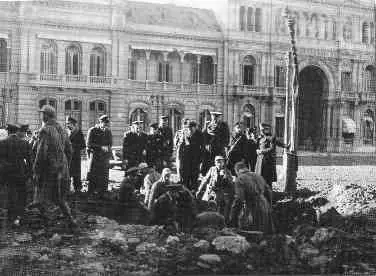 Página que revindica a la Revolución Libertadora 8|