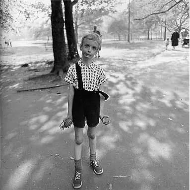 Las inquietantes fotos de Diane Arbus