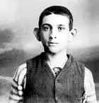 El Petiso Orejudo(primer asesino serial argentino)