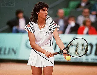 Homenaje a Gabriela Sabatini (y yapa)
