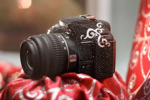 Pentax K-m cubierta de cristales Swarovski