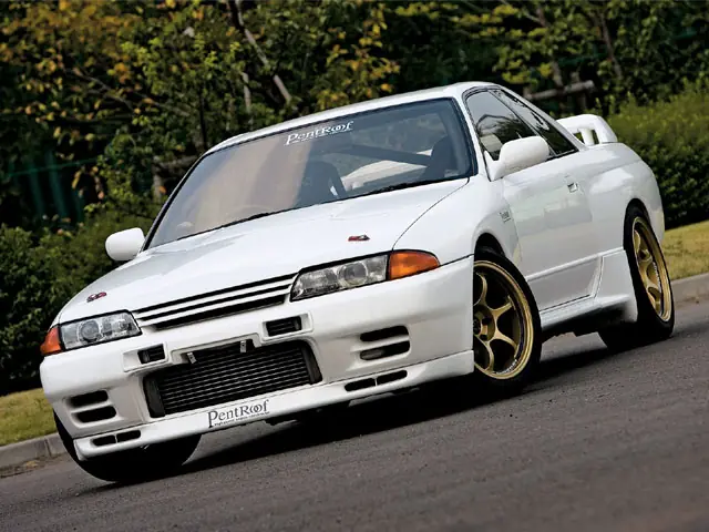 Depose The King - R32 Nissan Skyline GT-R