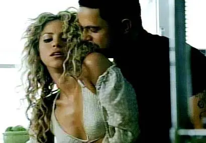 Trío de shakira... Será verdad