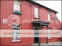 Prohiben entrada a bar a yegua cliente (no dejar de ver)