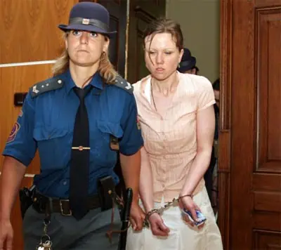 Mutilaban niños y practicaban canibalismo