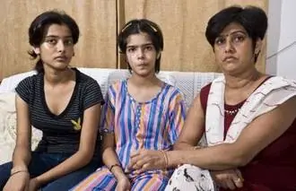 Niña Indú que suda sangre