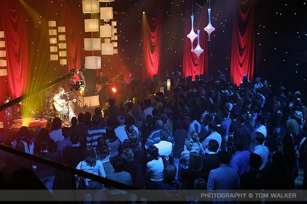 The John Butler Trio(info, fotos, videos) Una grosa banda