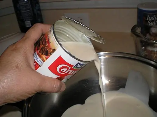 Leche evaporada