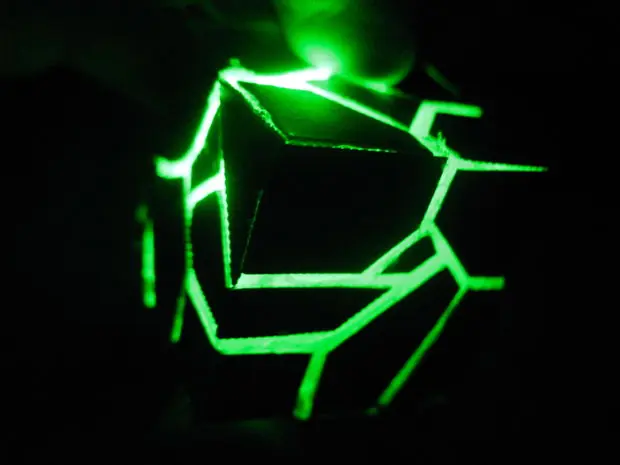 Como construir un super cubo loco del futuro.