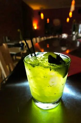 Mojito y a embriagarse.
