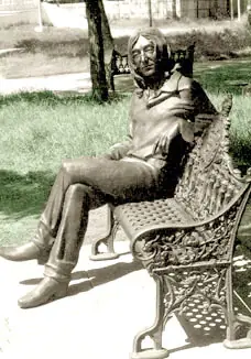 Estatuas de musicos famosos