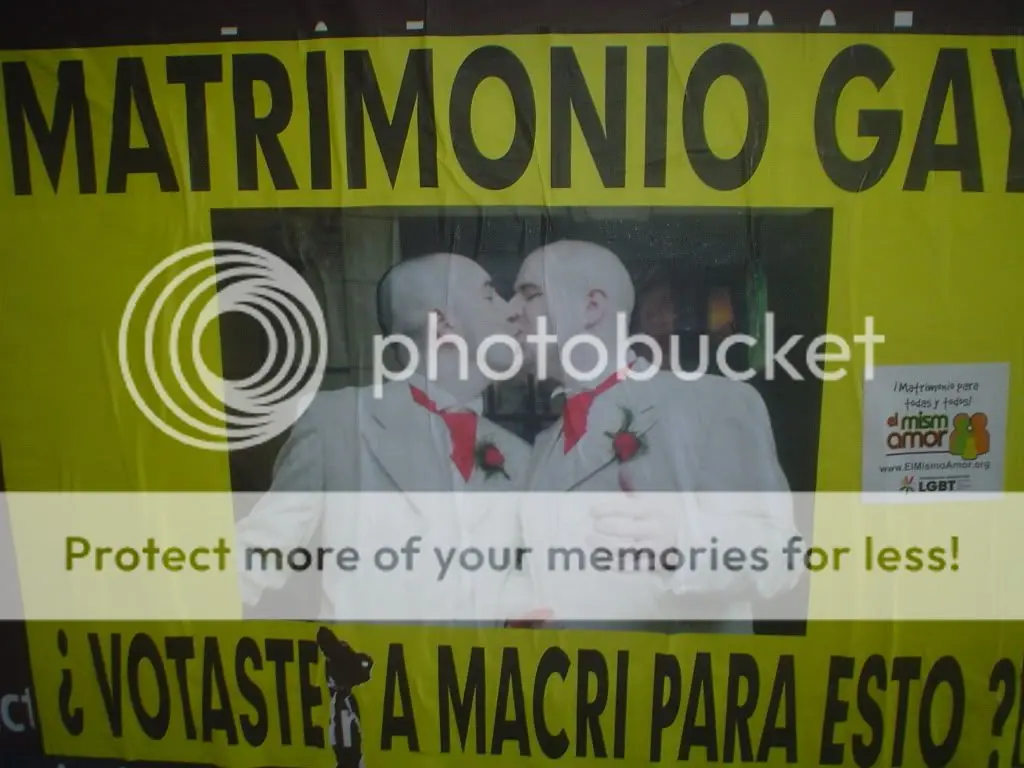 Cartel del PRO Fail...