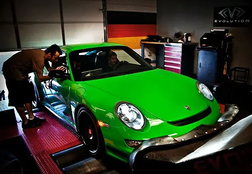 SharkWerks le saca 500 CV al Porsche 911 GT3
