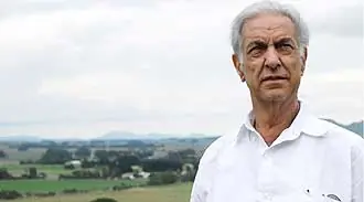 Un Argentino desconocido aca pero famoso alla