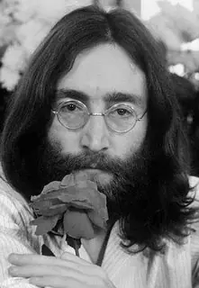 Beatles ¿ Quién mató a John Lennon ?