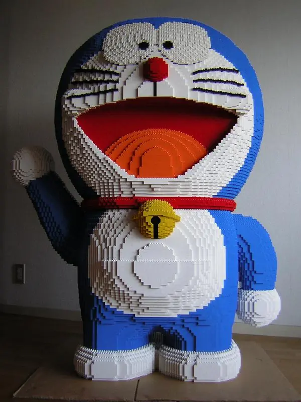Un Doraemon Hecho de Legos!