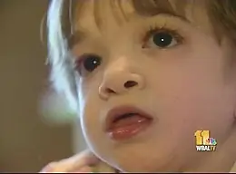 La Niña que no Crece - Increible!