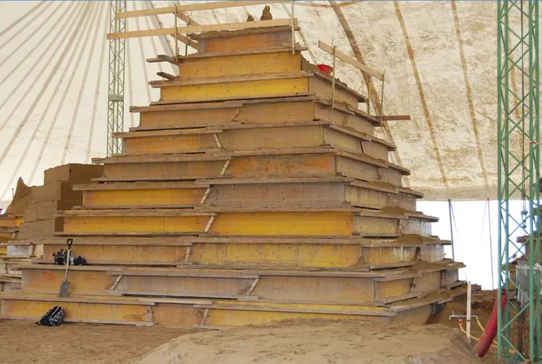 Escalofriante Escultura de Arena