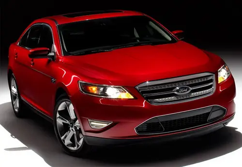 Ford Taurus SHO (2010)