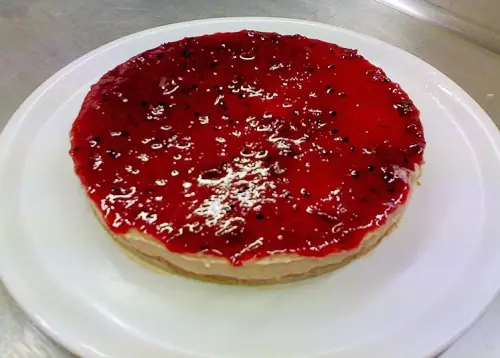 Tarta de queso y frutos del bosque