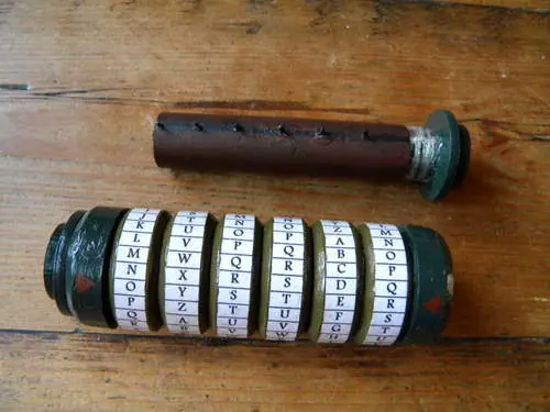 Como hacer un cryptex