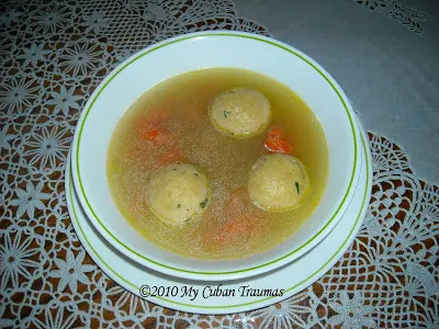 Receta de una deliciosa sopa judia.