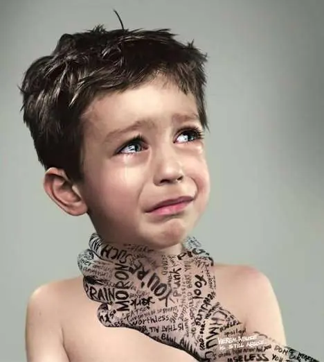 No me grites ... duele por dentro ...