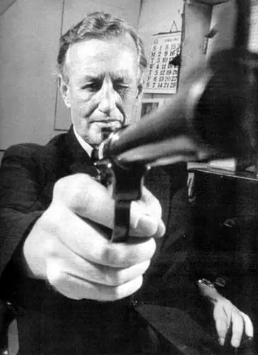 James Bond 007 [21 peliculas] Historia