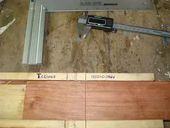 Bajo artesanal.