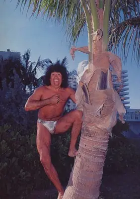 Otro Muerto en un Show de la Mona