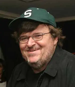 Michael Moore: A los inmigrantes hay que dejarlos entrar