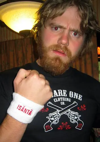 Muere ryan dunn de "Jackass". en un accidente de c