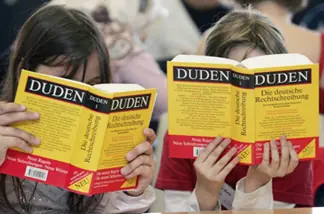 Alemanes piden a su gobierno idioma más fácil