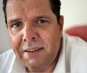 Encuentran muerto a ex cronista de diario de Rupert Murdoch