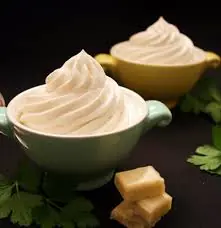 El chocolate blanco NO ES chocolate ( te va a dar hambre )