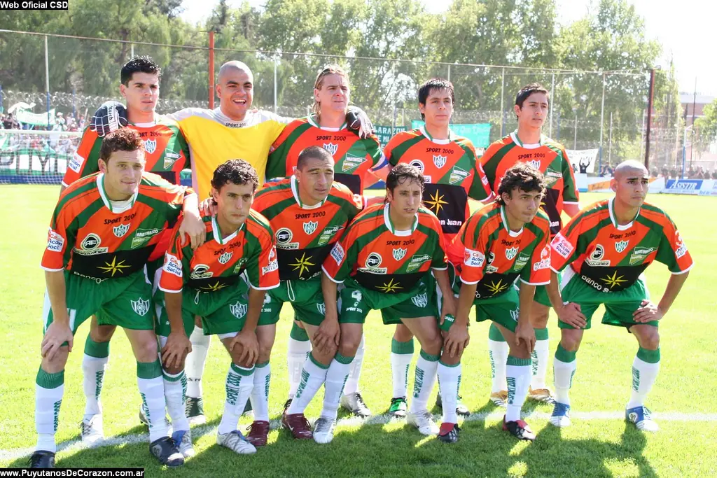 Sportivo Desamparados ( 90 Años )