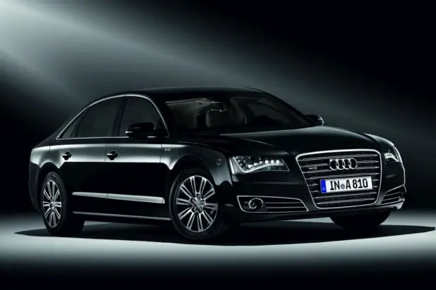 Nuevo Audi A8. Máxima Seguridad.
