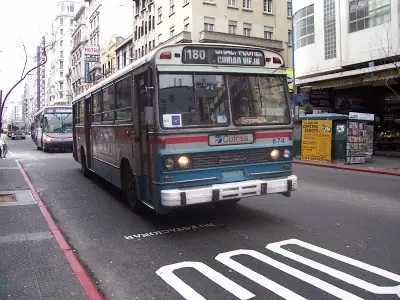 Buses Uruguayos