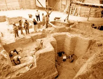 Perú: descubren tres tumbas de 2.500 años