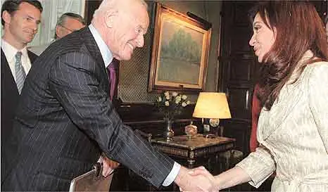 De espiar para la CIA a lobbista de la Barrick Gold