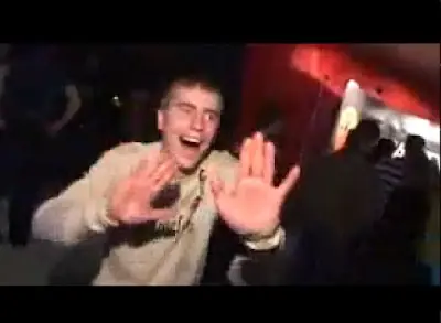 No es el video de dimitri, entren