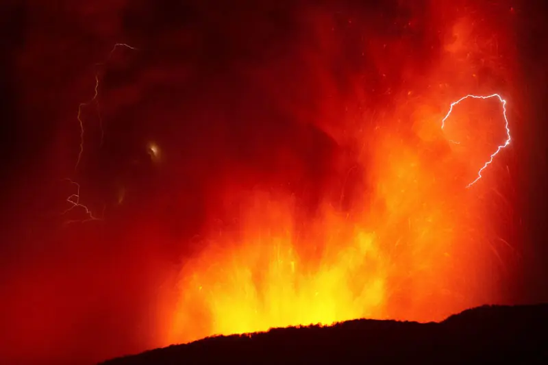 El Volcan En Erupcion De Chile Paso A Paso