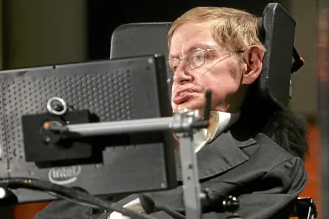 Stephen Hawking descarta la existencia de Dios para explicar