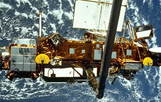 Satélite Apunto de estrellarse en cualquier lugar