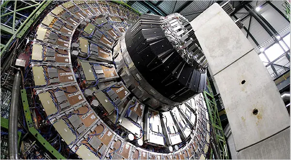 Colisionador de Hadrones saboteado desde el futuro